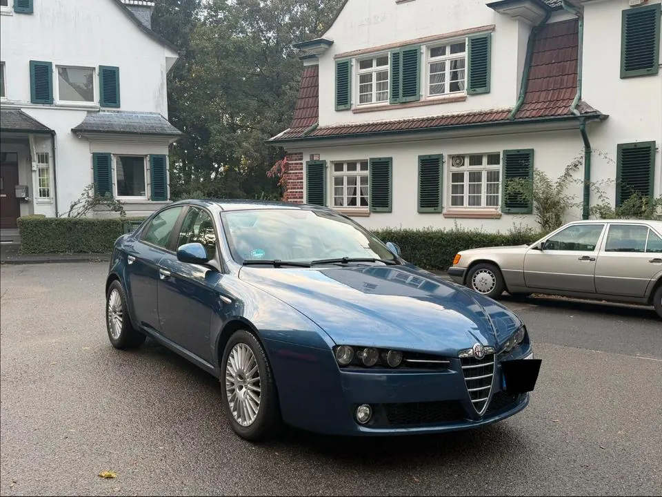 Alfa Romeo 159