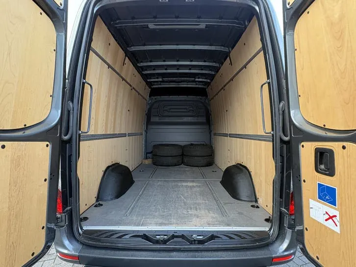 Mercedes-Benz Sprinter 2022 photo 3