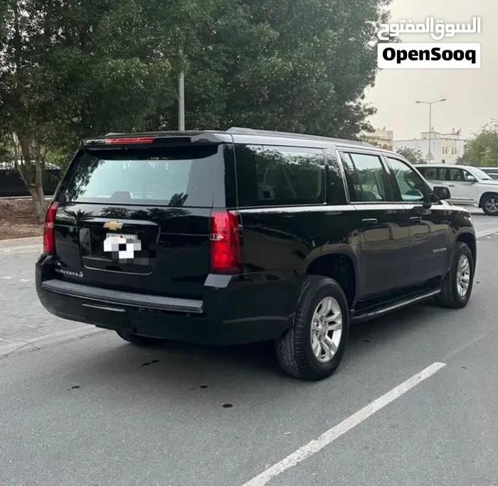 Chevrolet Suburban 2018 photo 4