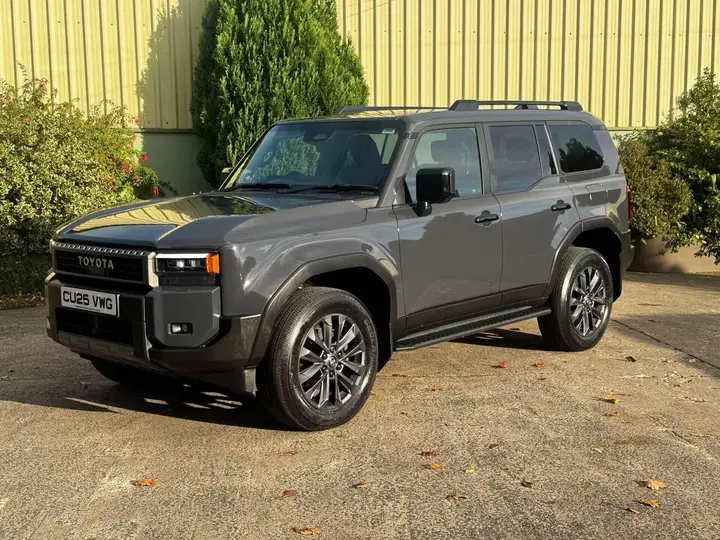 Toyota Land Cruiser 2025 photo 3