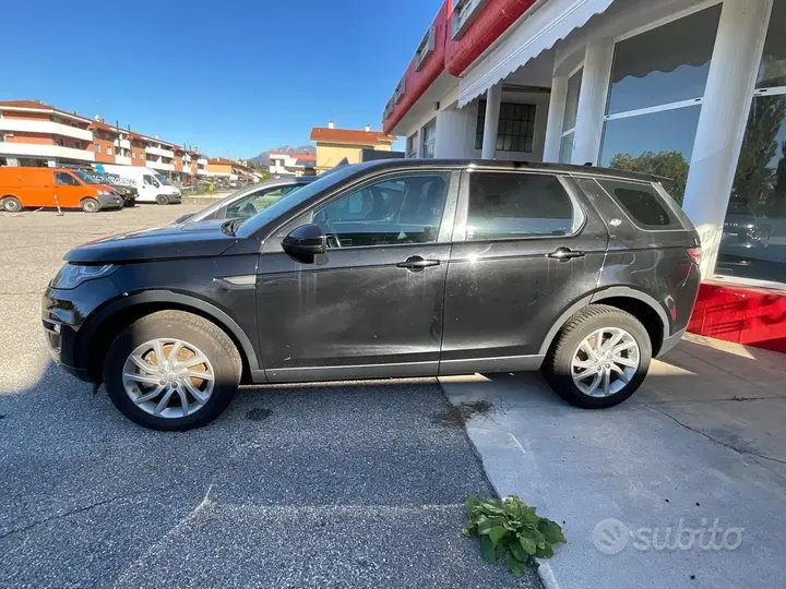 Land Rover Discovery Sport 2016 photo 3