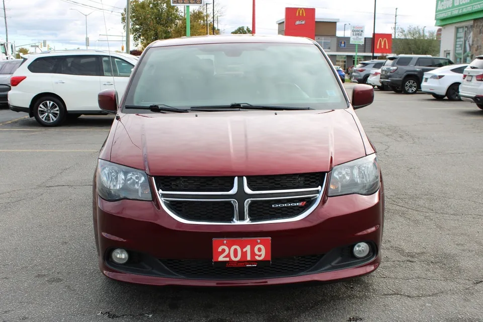 Dodge Grand Caravan 2019 photo 2