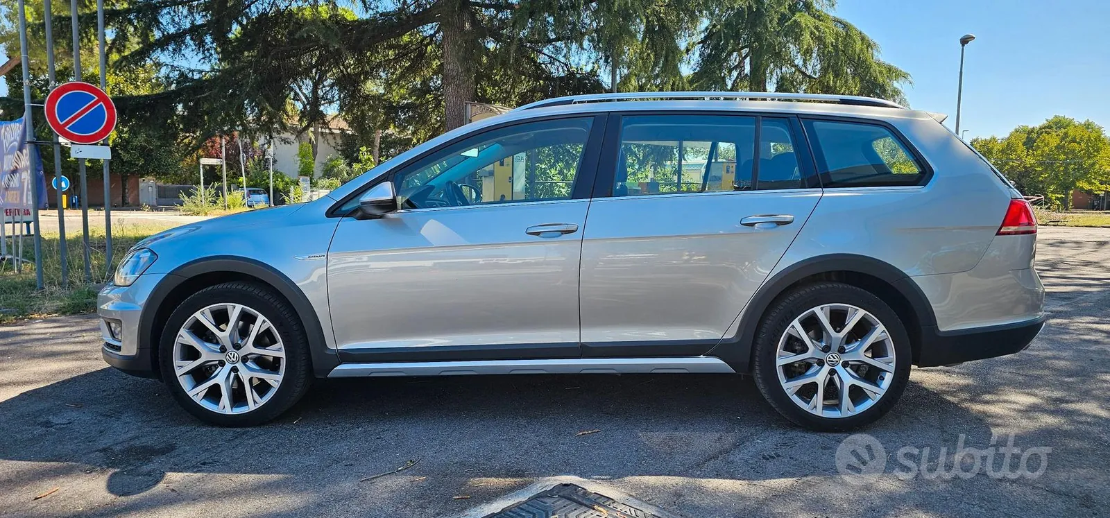 Volkswagen Golf 2015 photo 2