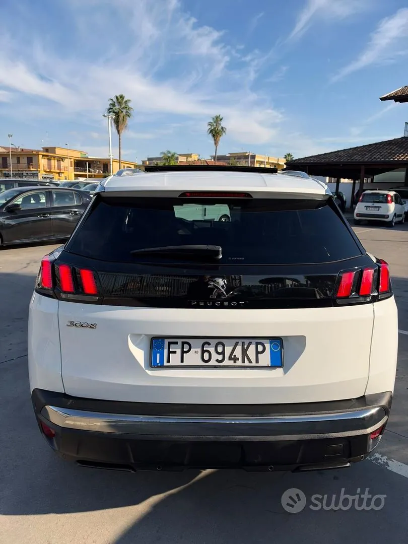 Peugeot 3008 2018 photo 5