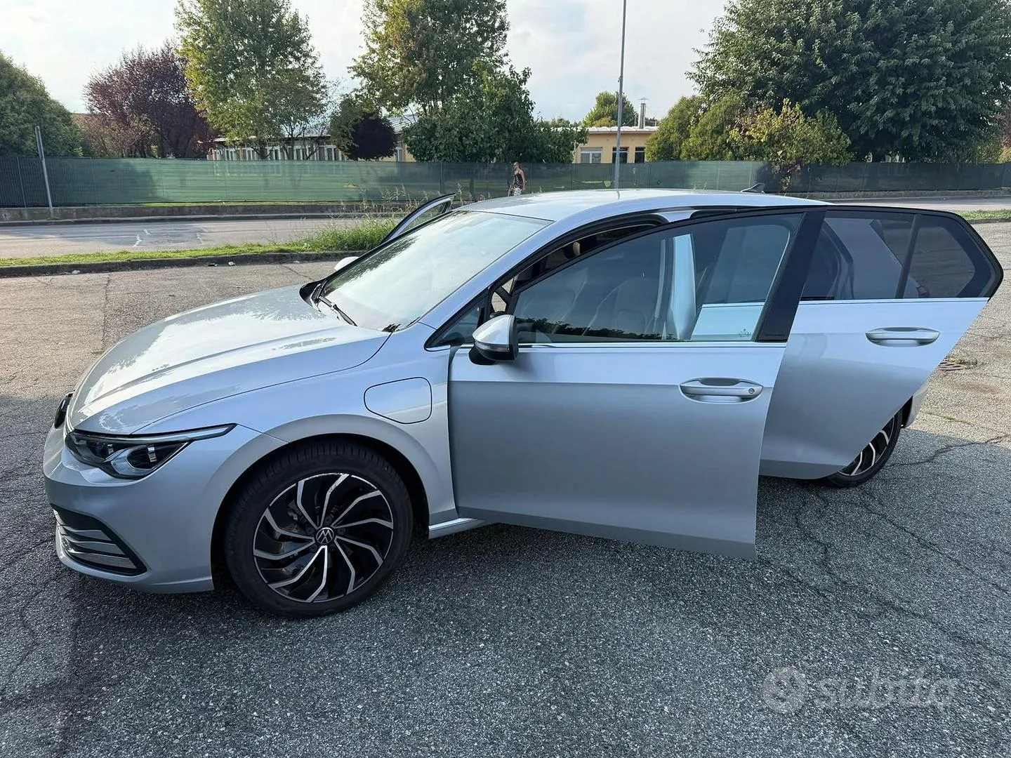 Volkswagen Golf 8 2022 photo 2
