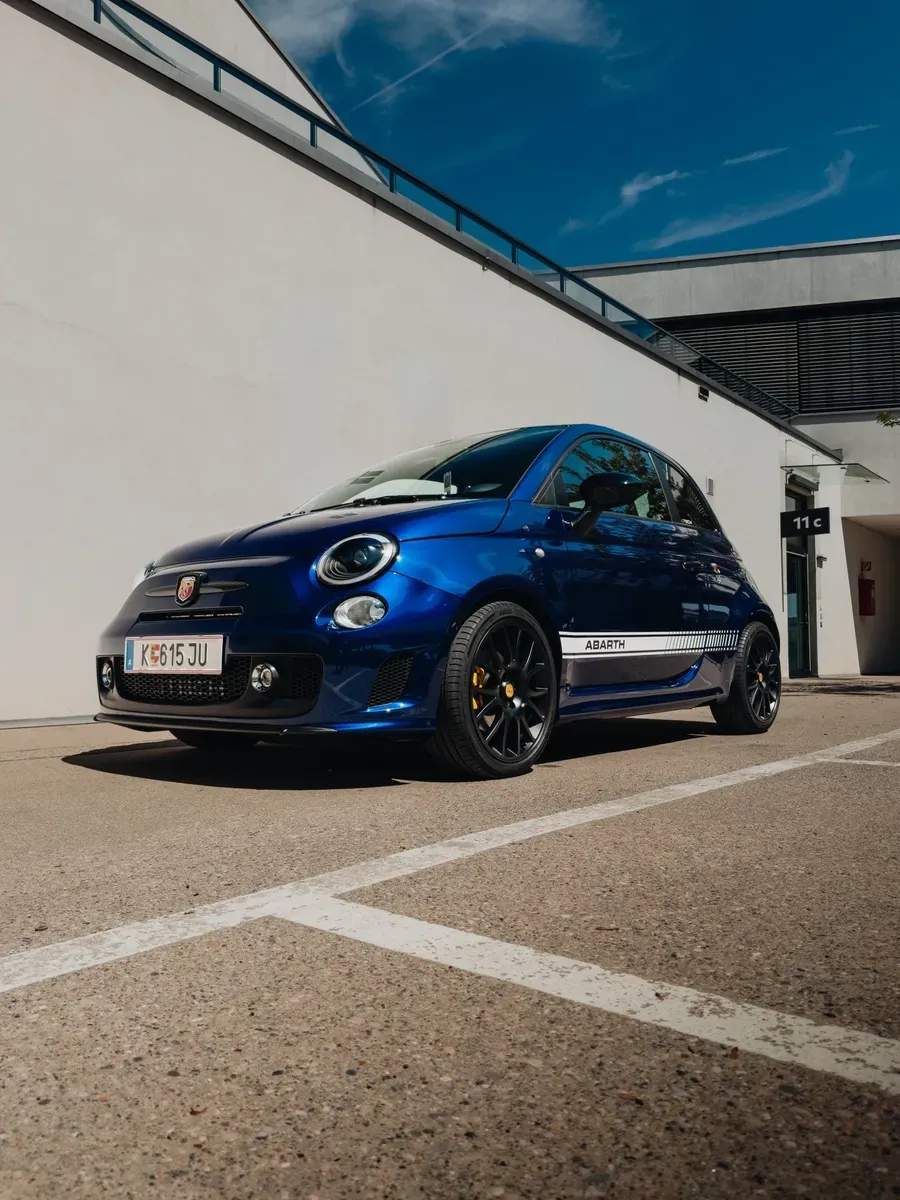 Abarth 500 2015 photo 2