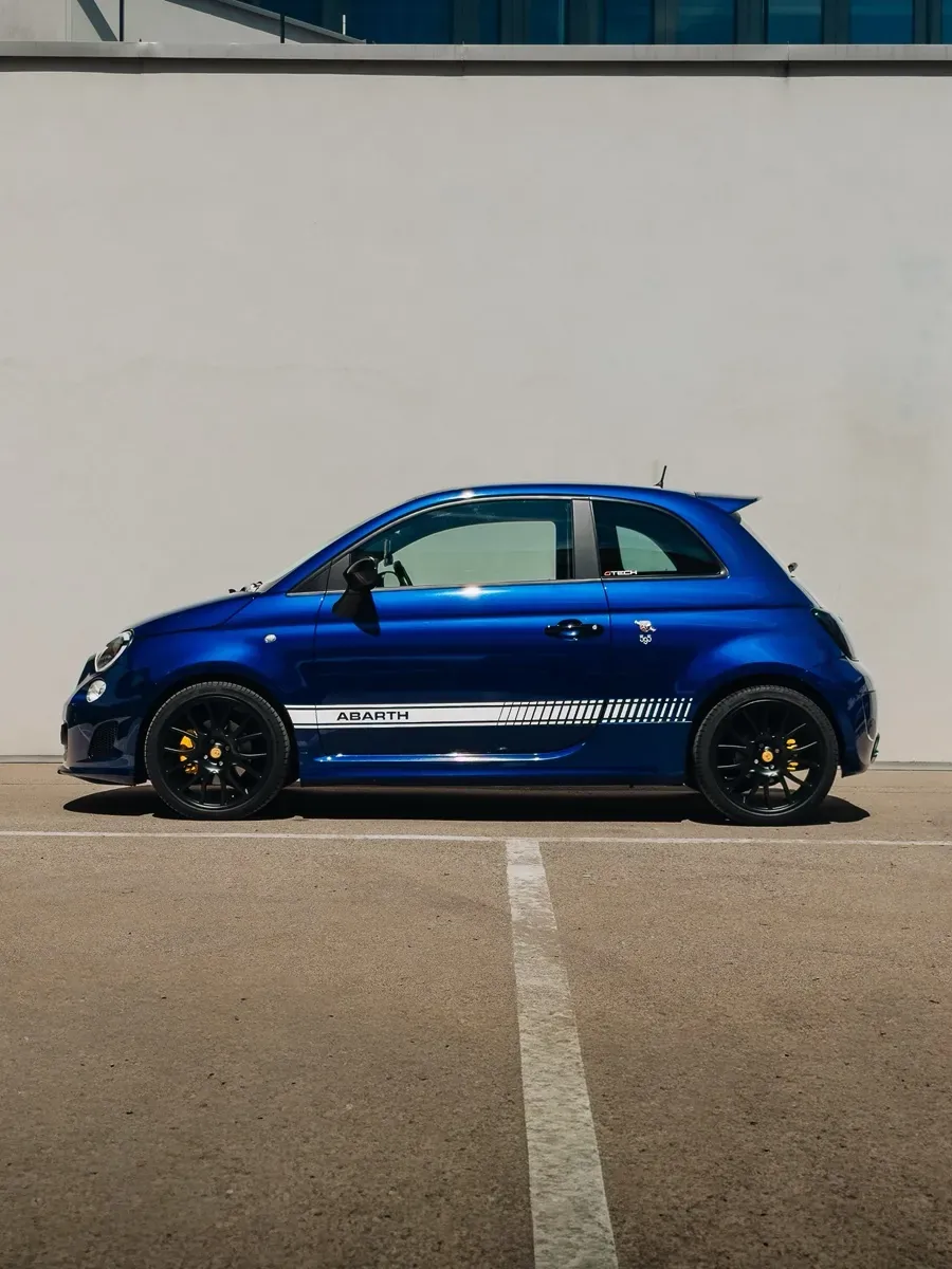 Abarth 500 2015 photo 3
