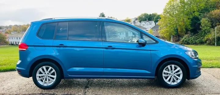 Volkswagen Touran 2019 photo 5