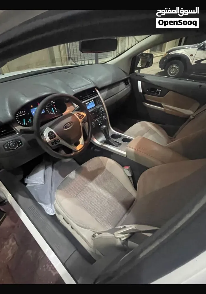 Ford Edge 2012 photo 4
