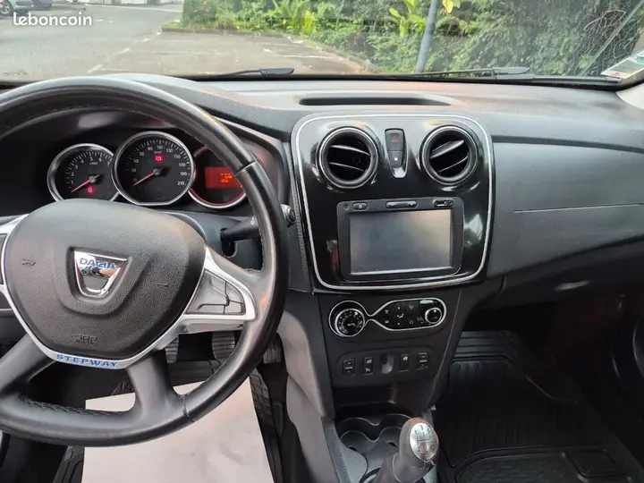 Dacia Sandero 2018 photo 3