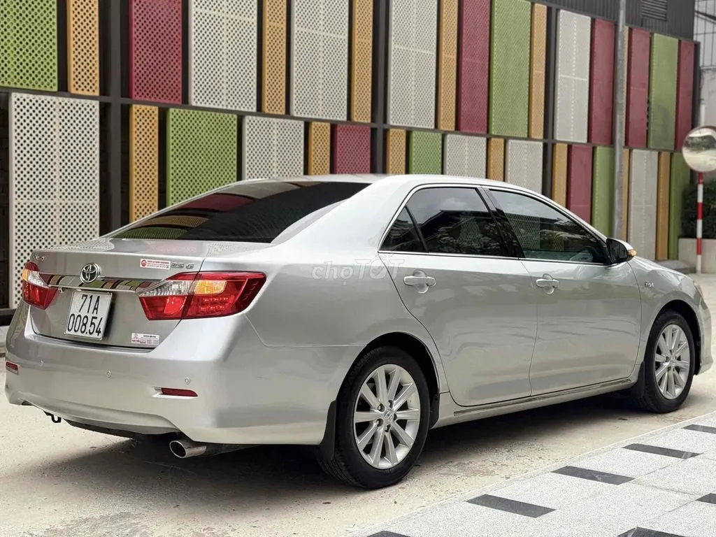 Toyota Camry 2013 photo 4