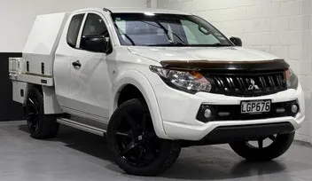 Mitsubishi Triton 2018 photo 2