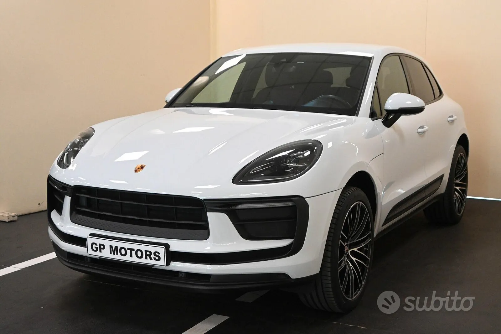 Porsche Macan 2021 photo 2