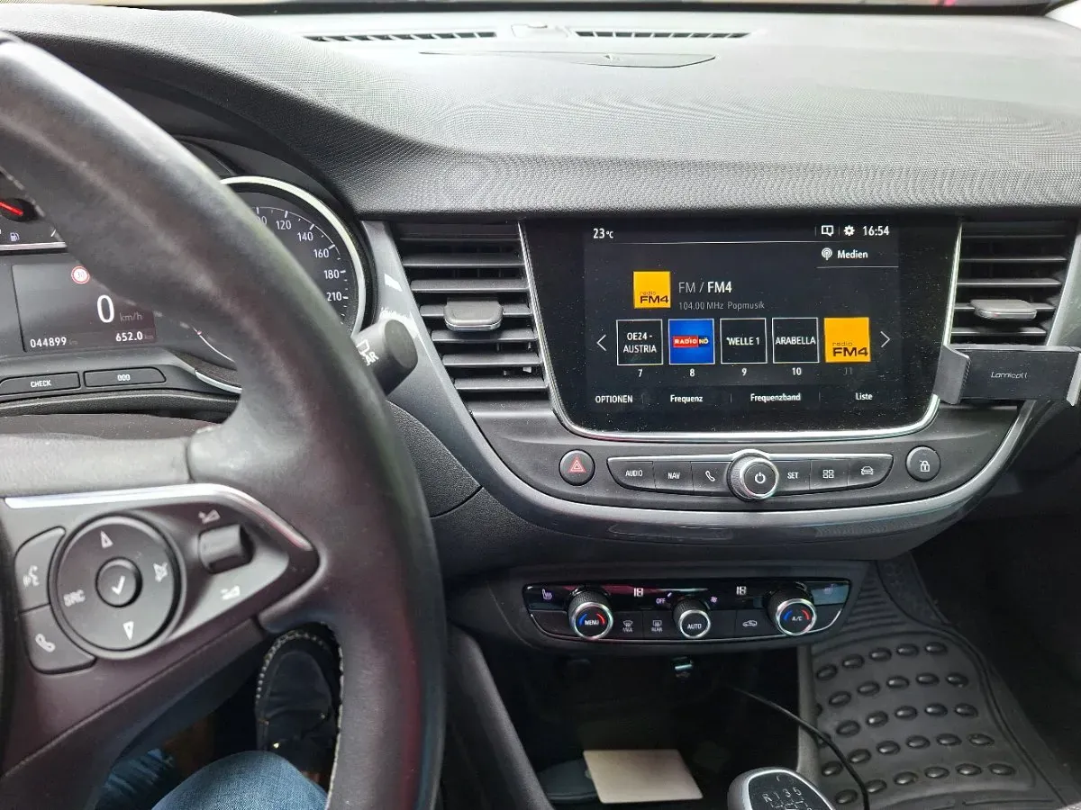 Opel Crossland 2022 photo 2