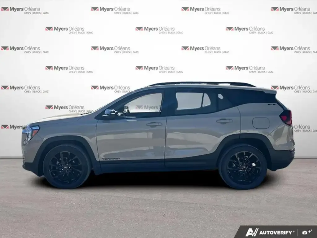 GMC Terrain 2023 photo 2