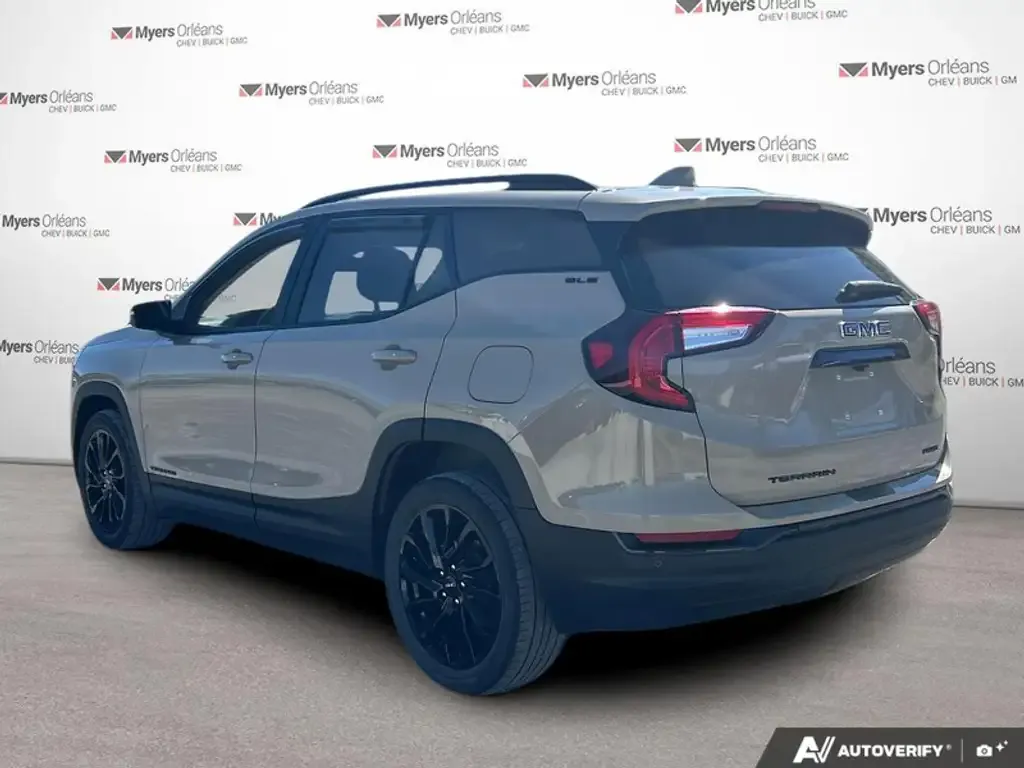 GMC Terrain 2023 photo 3