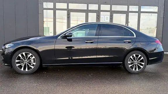 Mercedes-Benz C 300 E 2022 photo 2