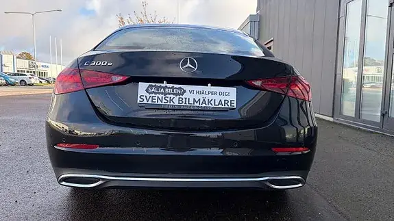 Mercedes-Benz C 300 E 2022 photo 4
