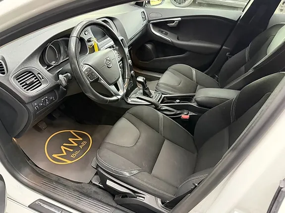 Volvo V40 2018 photo 5