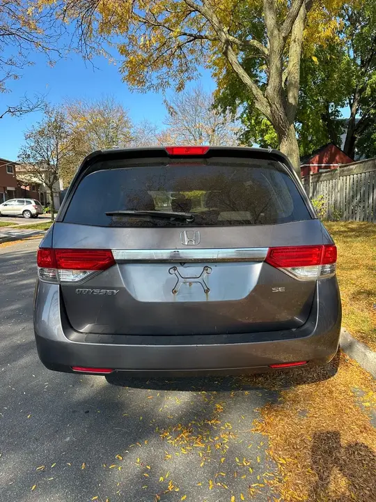 Honda Odyssey 2015 photo 4