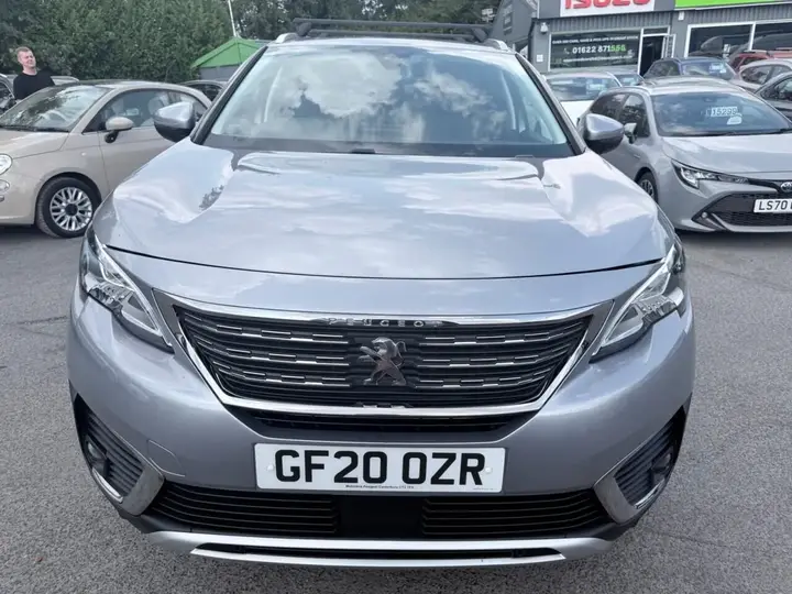Peugeot 5008 2020 photo 2