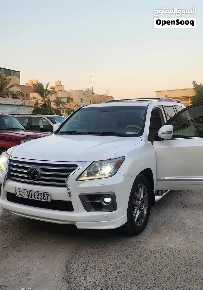 Lexus Lx 570 2012 photo 3