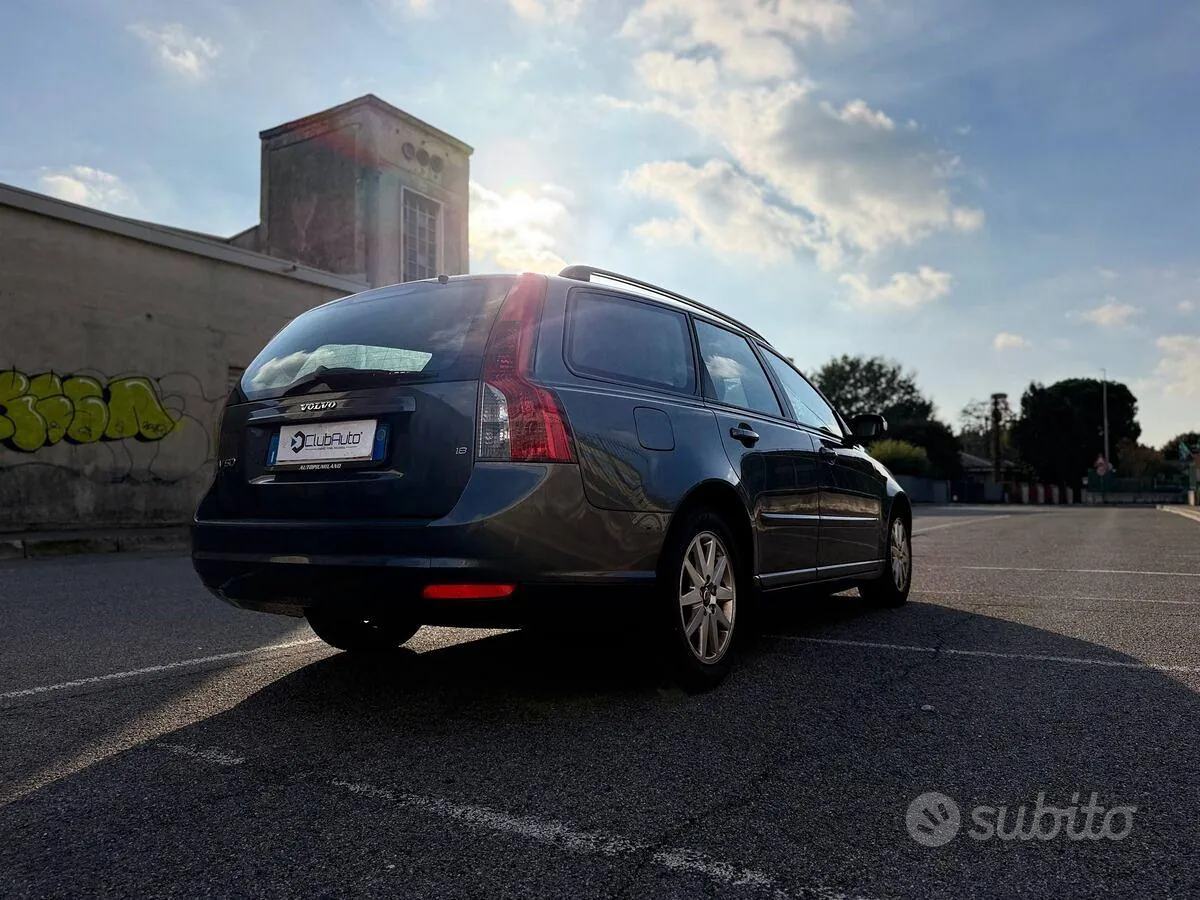 Volvo V50 2008 photo 5