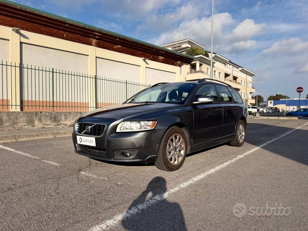 Volvo V50