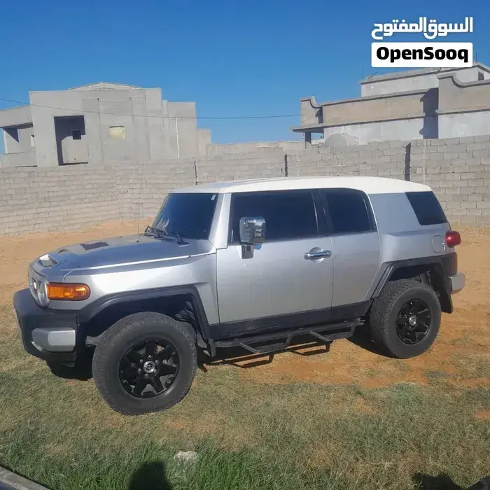 Toyota Fj 2008 photo 2
