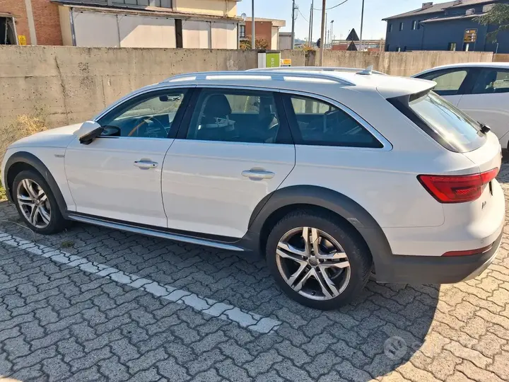 Audi A4 Allroad 2016 photo 2