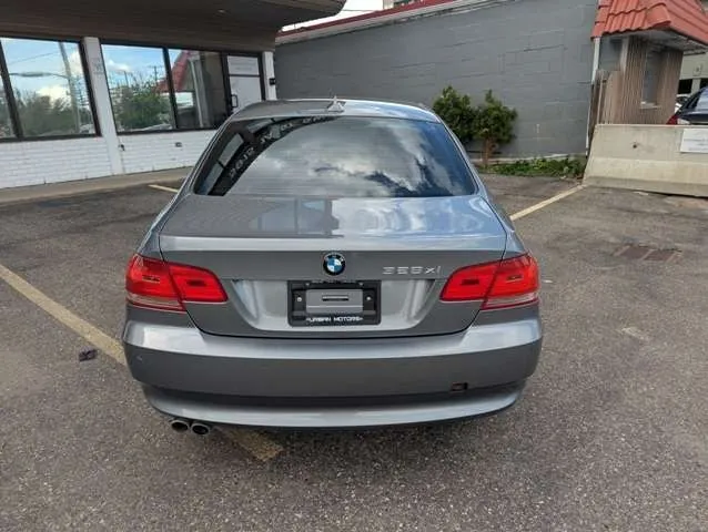 BMW 3 Series 2007 photo 3