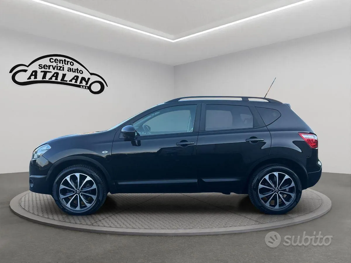 Nissan Qashqai 2013 photo 2