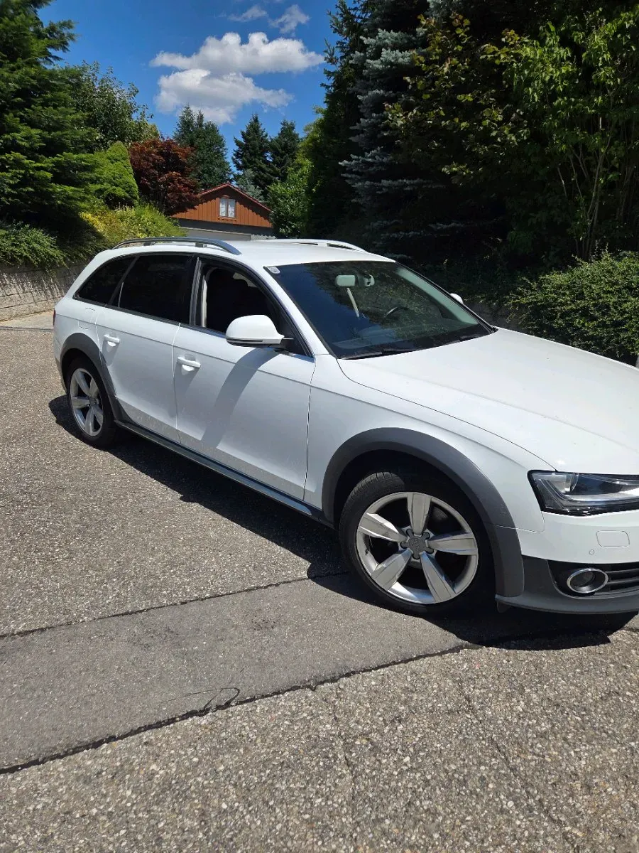 Audi A4 Allroad 2014 photo 2