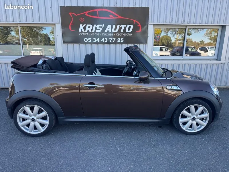 Mini Cooper S 2011 photo 2