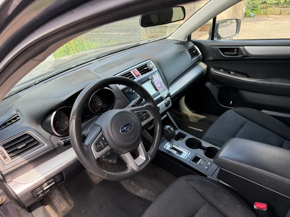 Subaru Outback 2015 photo 3