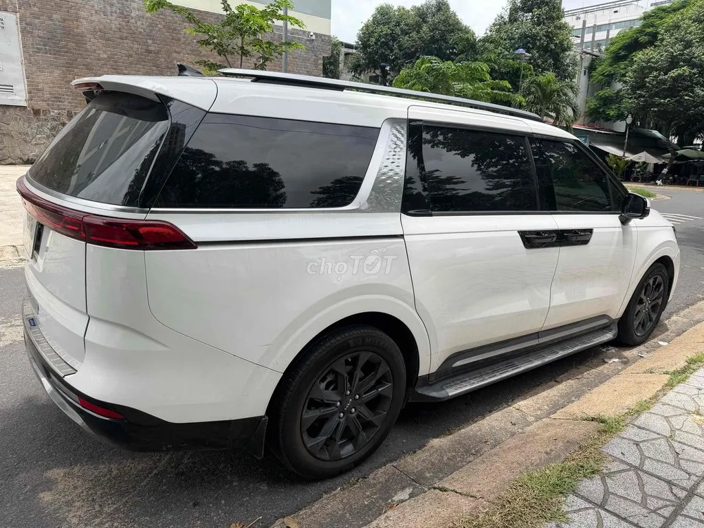 Kia Carnival 2023 photo 2