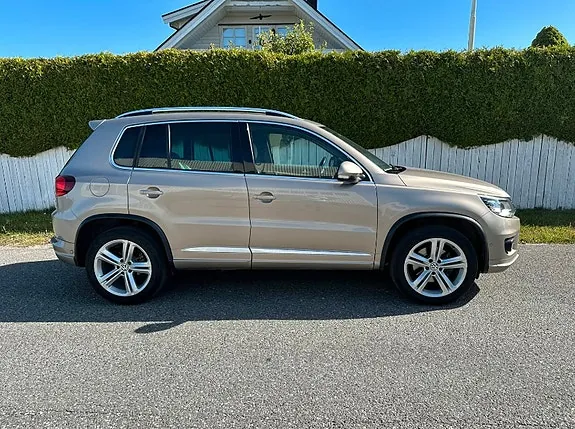 Volkswagen Tiguan 2015 photo 2