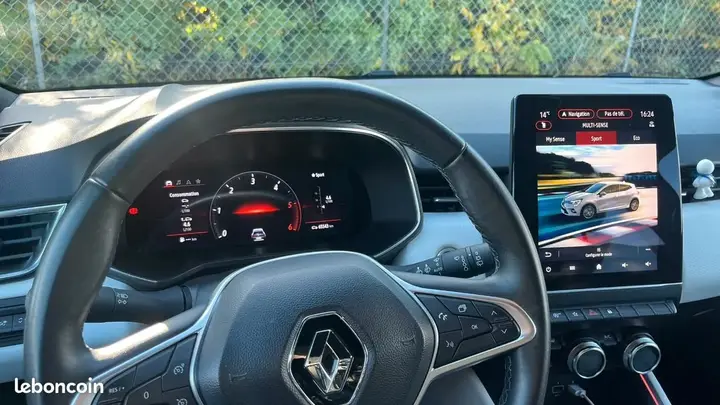 Renault Clio 2022 photo 3