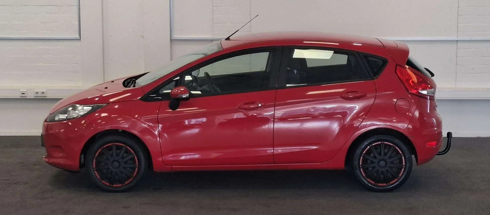 Ford Fiesta 2009 photo 4