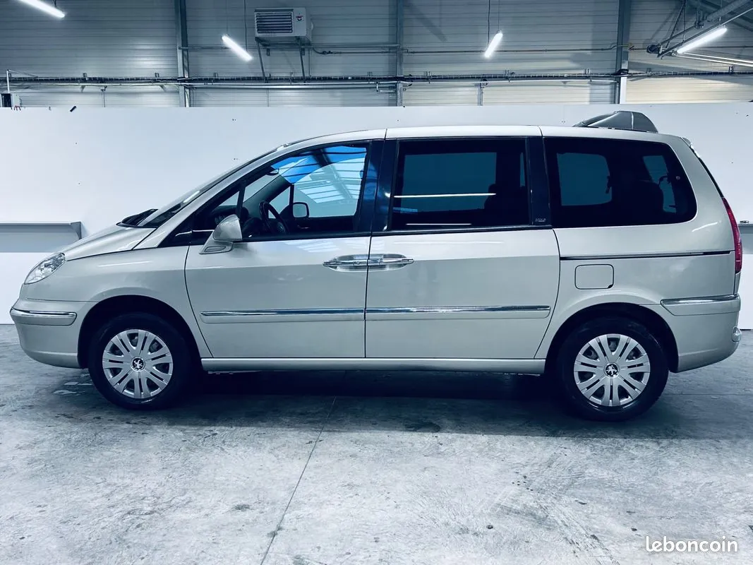 Peugeot 807 2009 photo 3
