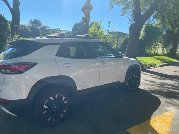 Chevrolet Trailblazer 2021 photo 2