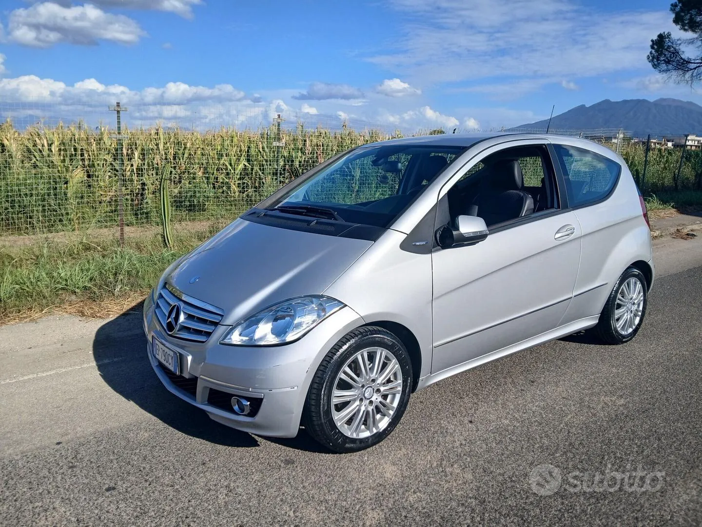 Mercedes-Benz A160