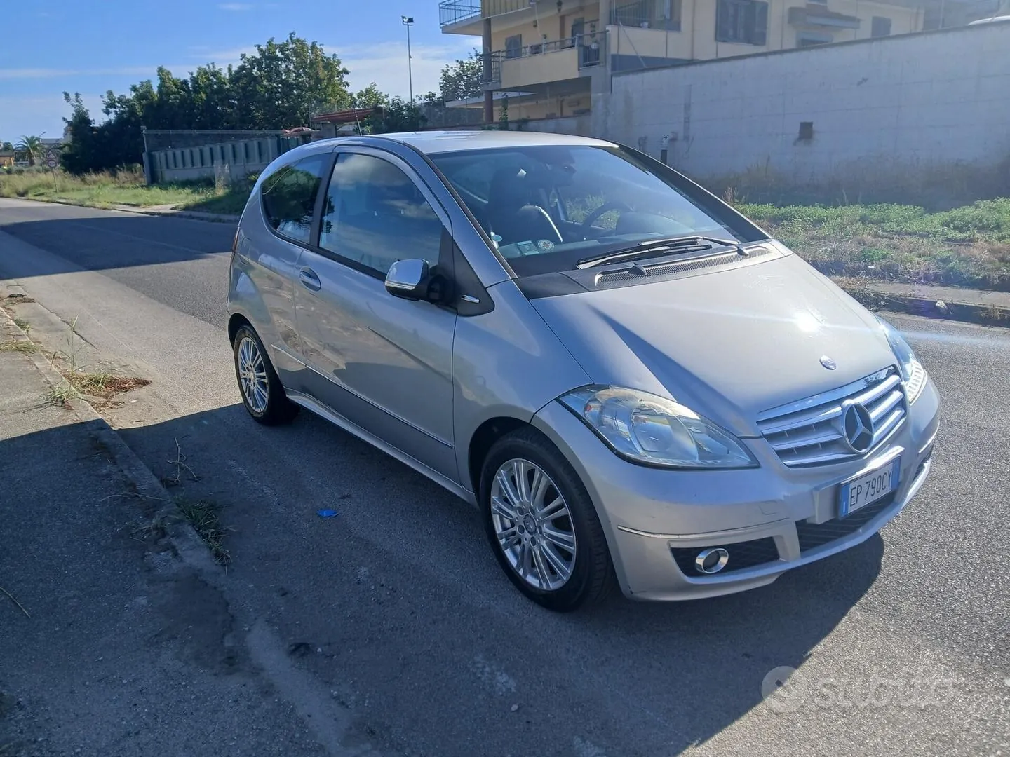 Mercedes-Benz A160 2010 photo 3
