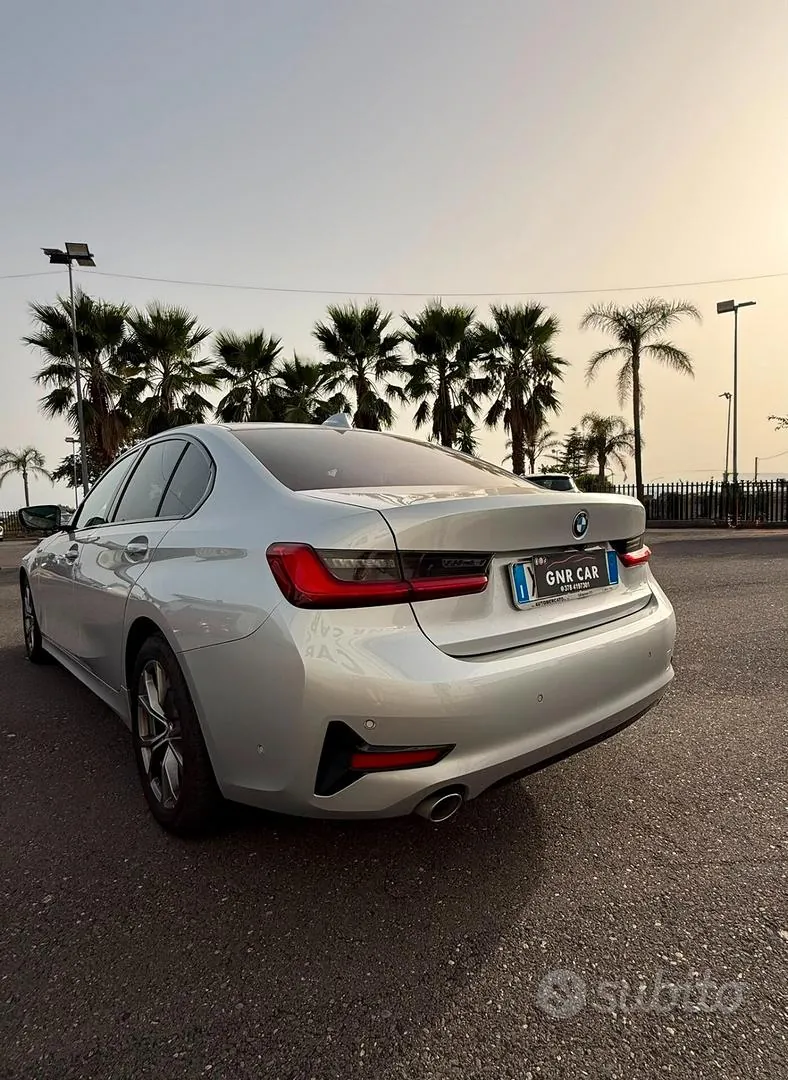 BMW 3 Series 2020 photo 4