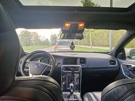 Volvo S60 2014 photo 5