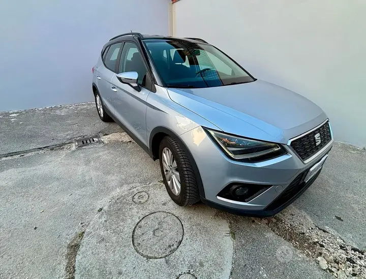 Seat Arona 2021 photo 2
