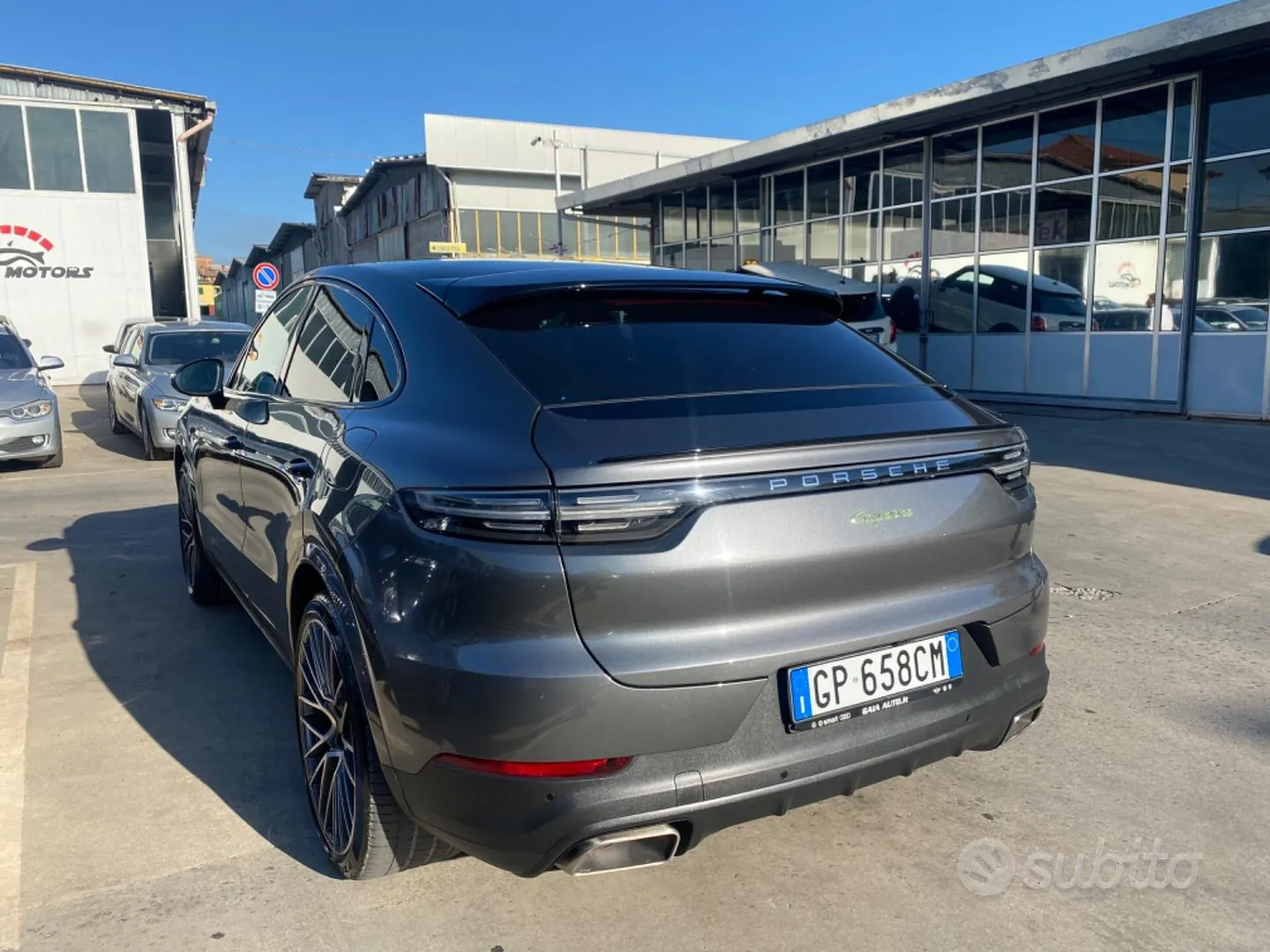 Porsche Cayenne 2022 photo 2