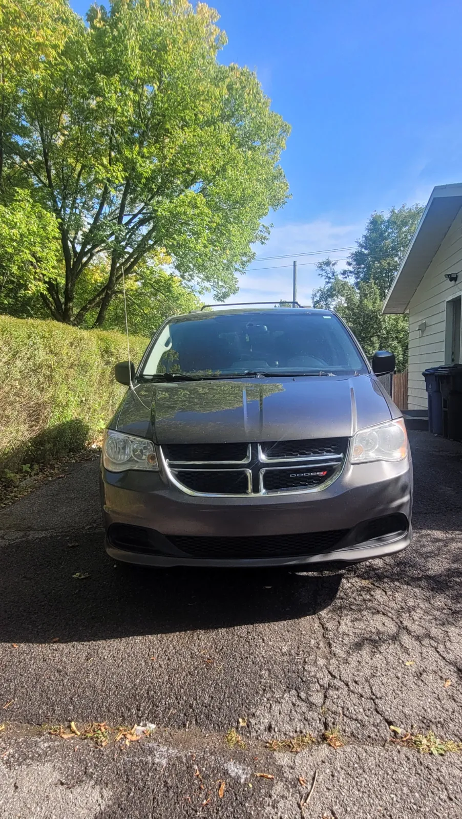 Chrysler Grand Caravan 2016 photo 3