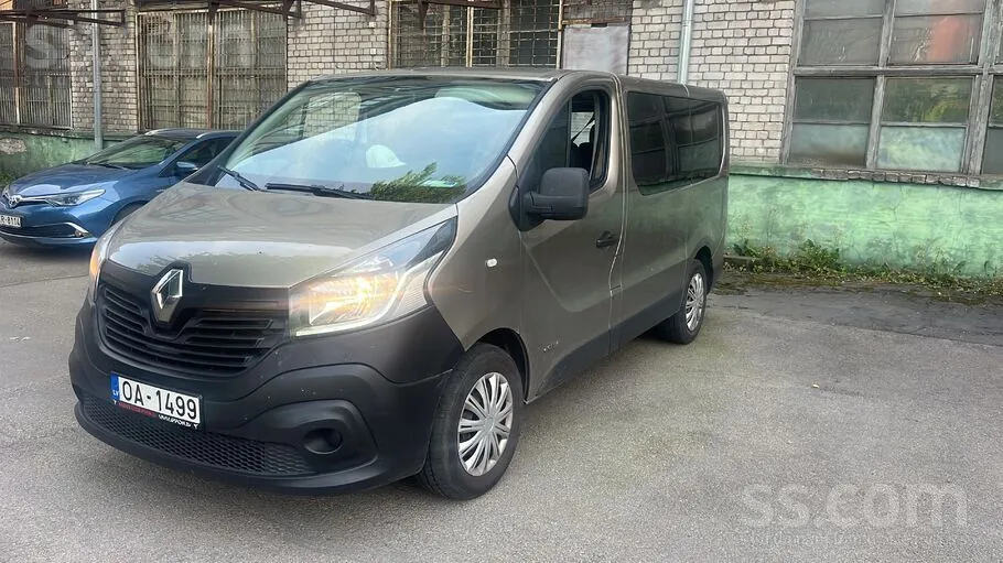 Renault Trafic 2015 photo 2