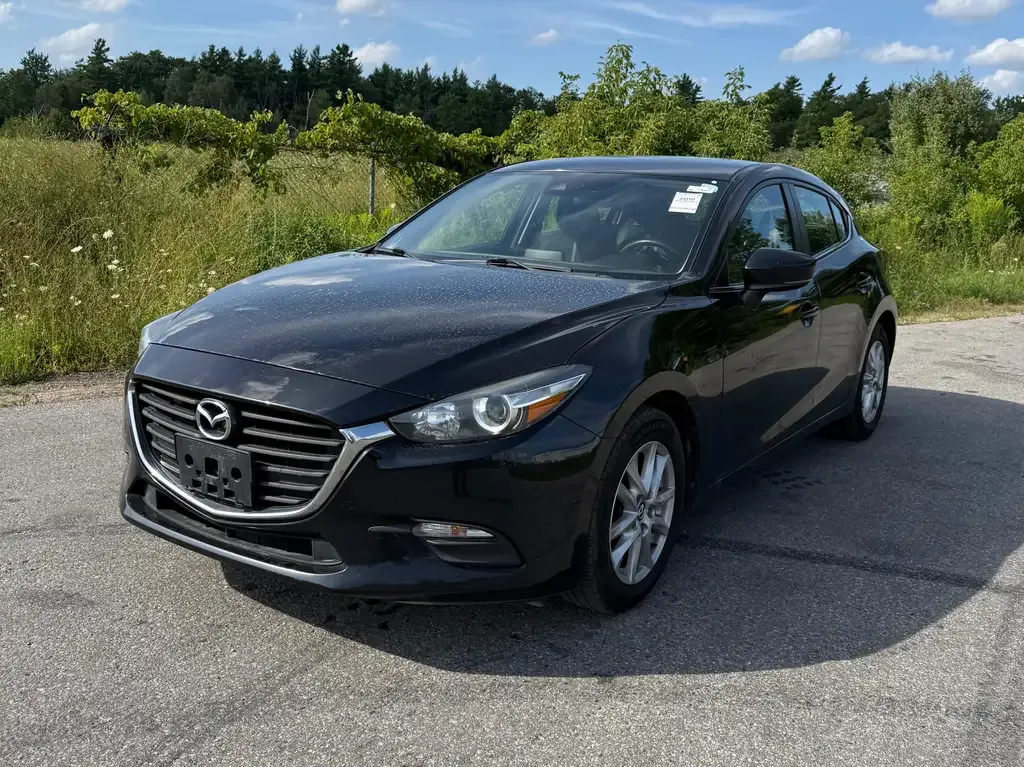 Mazda Mazda3 2018 photo 2